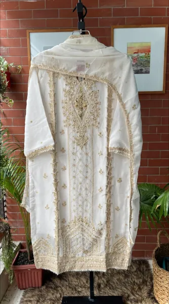 Pakistani Chiffon Stitched 2 Pcs _ Off White 